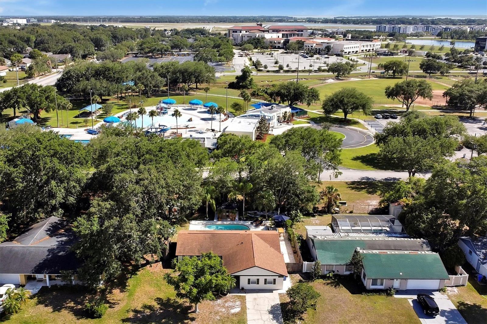 Image 3 of 33 For 1568 Oak Leaf Lane