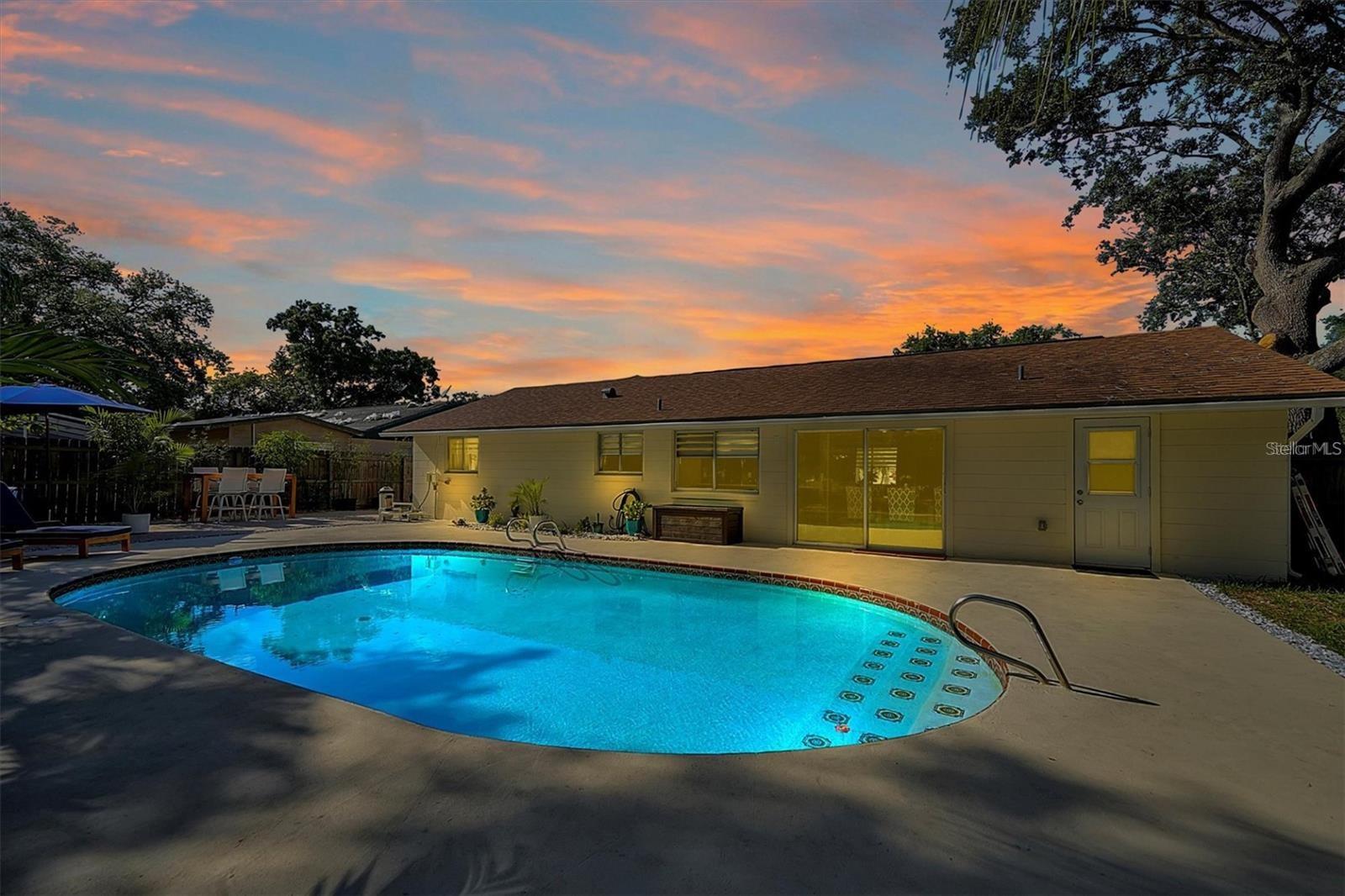 Image 33 of 33 For 1568 Oak Leaf Lane