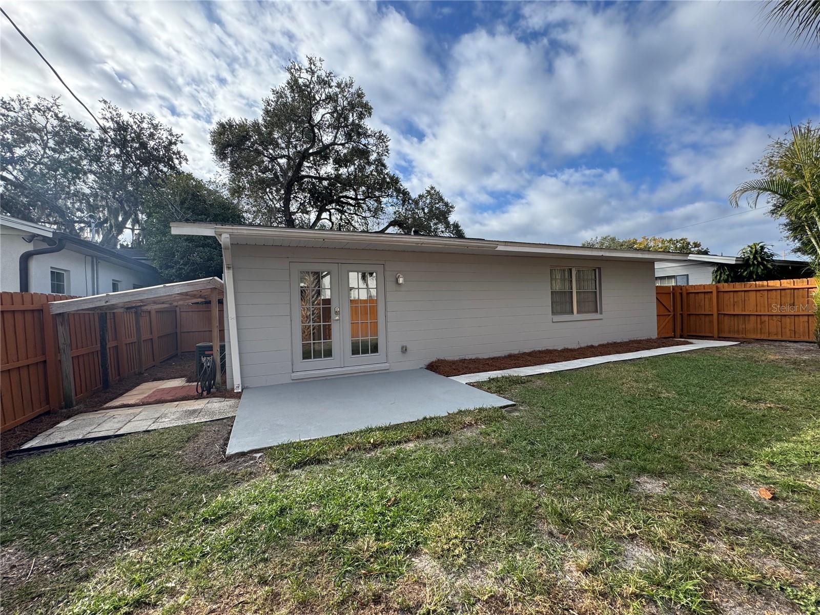 Image 29 of 32 For 623 Rugby Street