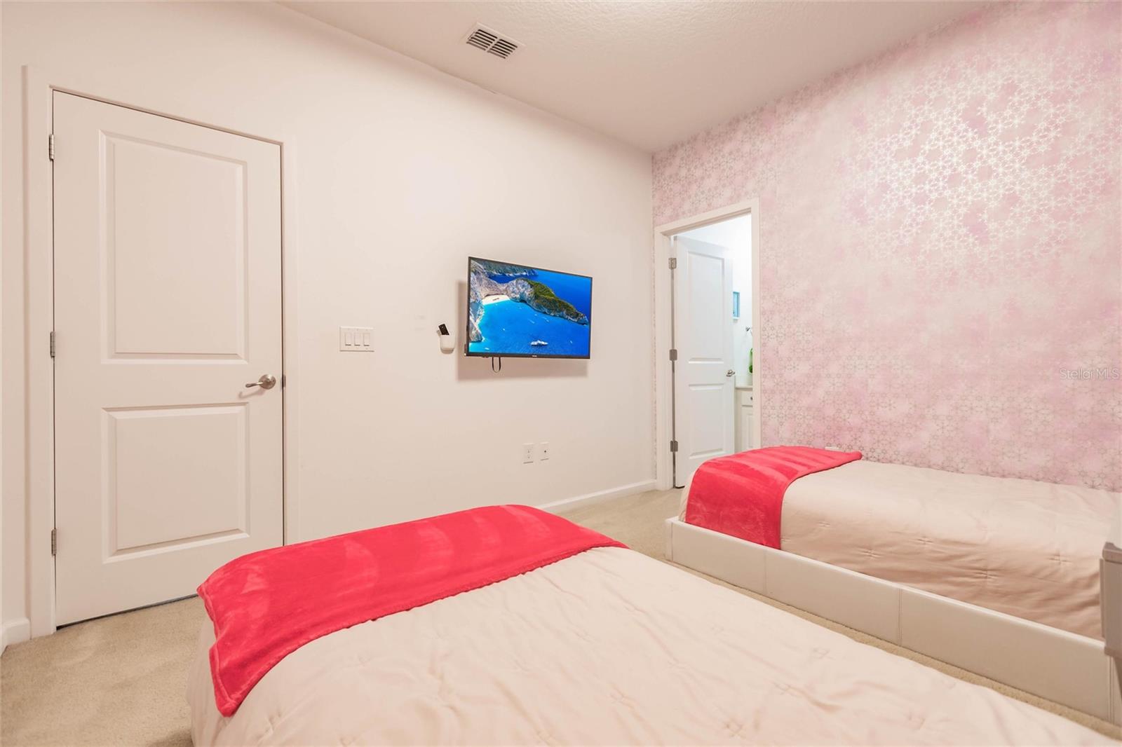 Image 45 of 62 For 4513 Monado Drive