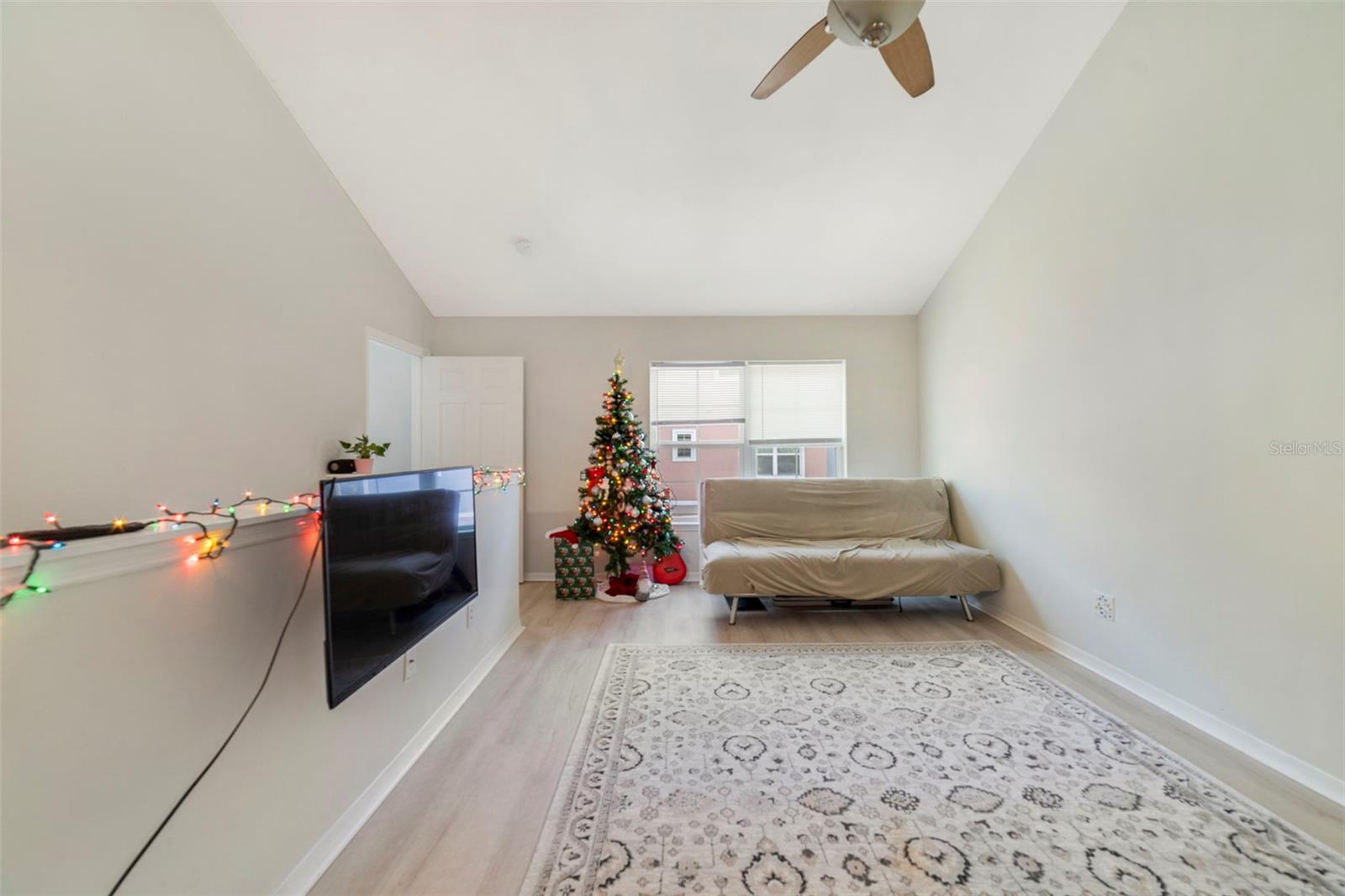 Image 4 of 12 For 3304 Westchester Square Boulevard 205