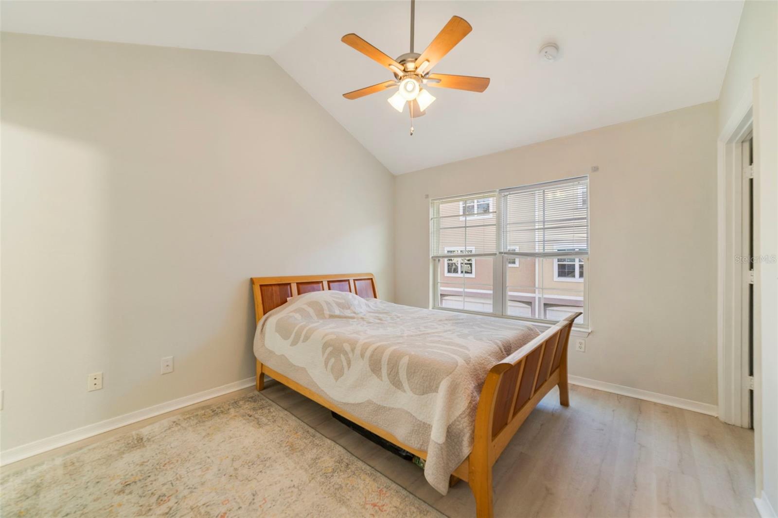 Image 9 of 12 For 3304 Westchester Square Boulevard 205