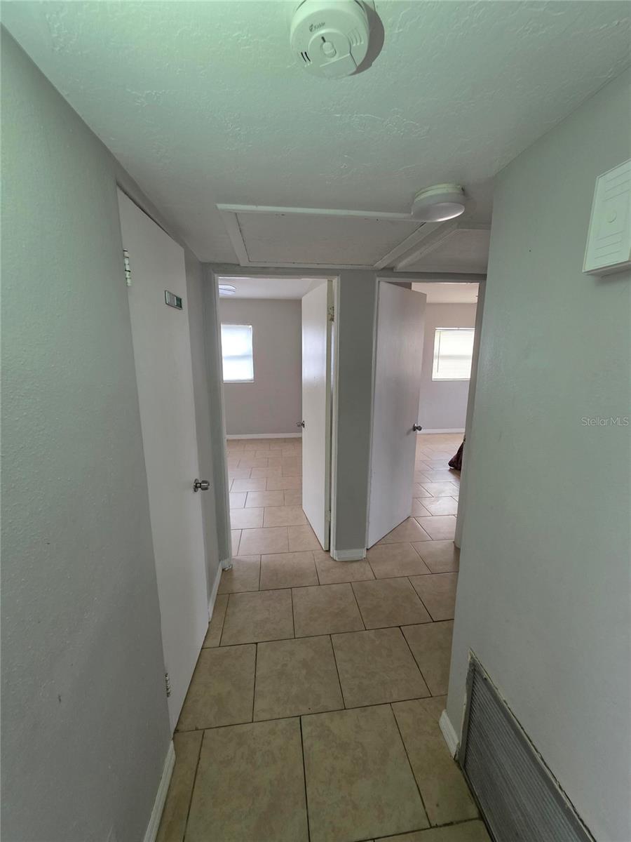 Image 10 of 15 For 2728 39th Avenue N