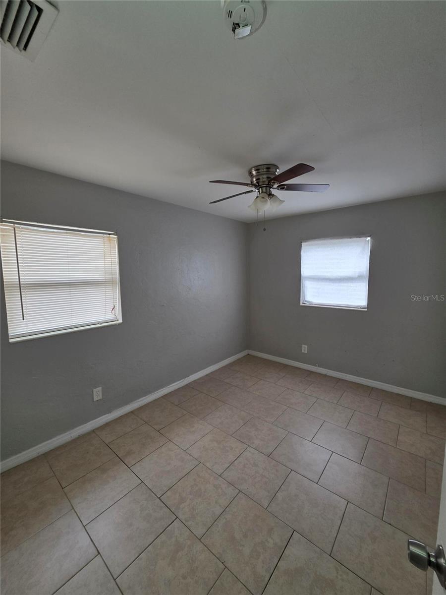 Image 7 of 15 For 2728 39th Avenue N