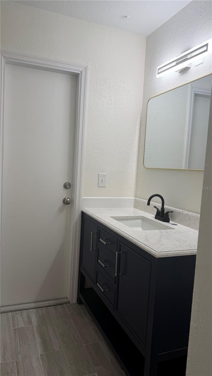 Image 10 of 10 For 8365 Mattituck Circle