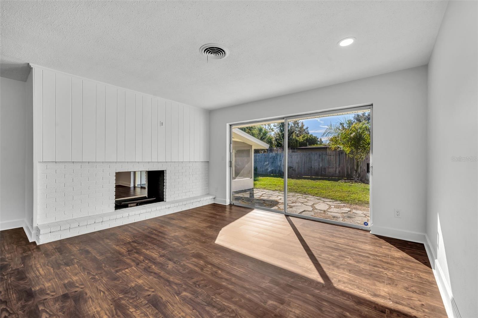 Image 3 of 31 For 2350 Cady Way