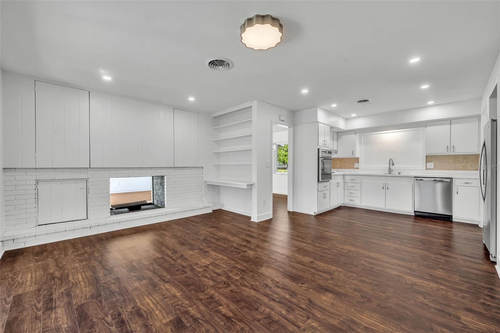 Image 7 of 31 For 2350 Cady Way