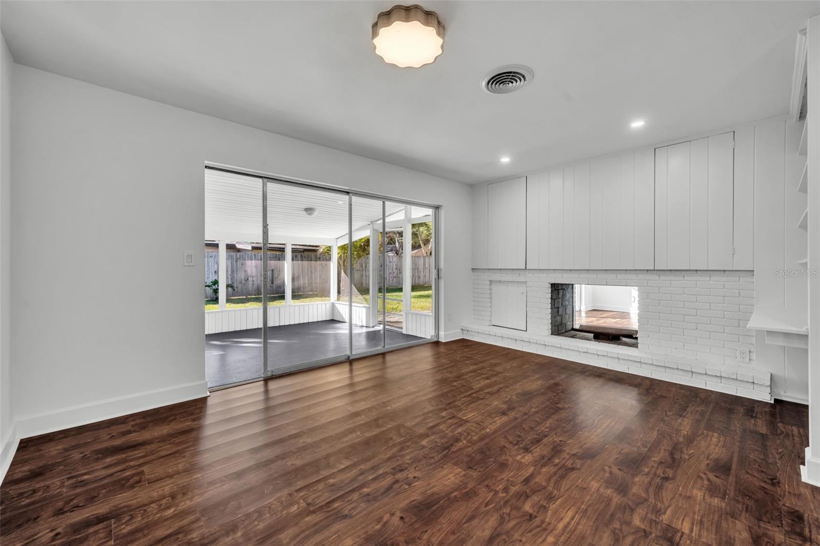 Image 8 of 31 For 2350 Cady Way