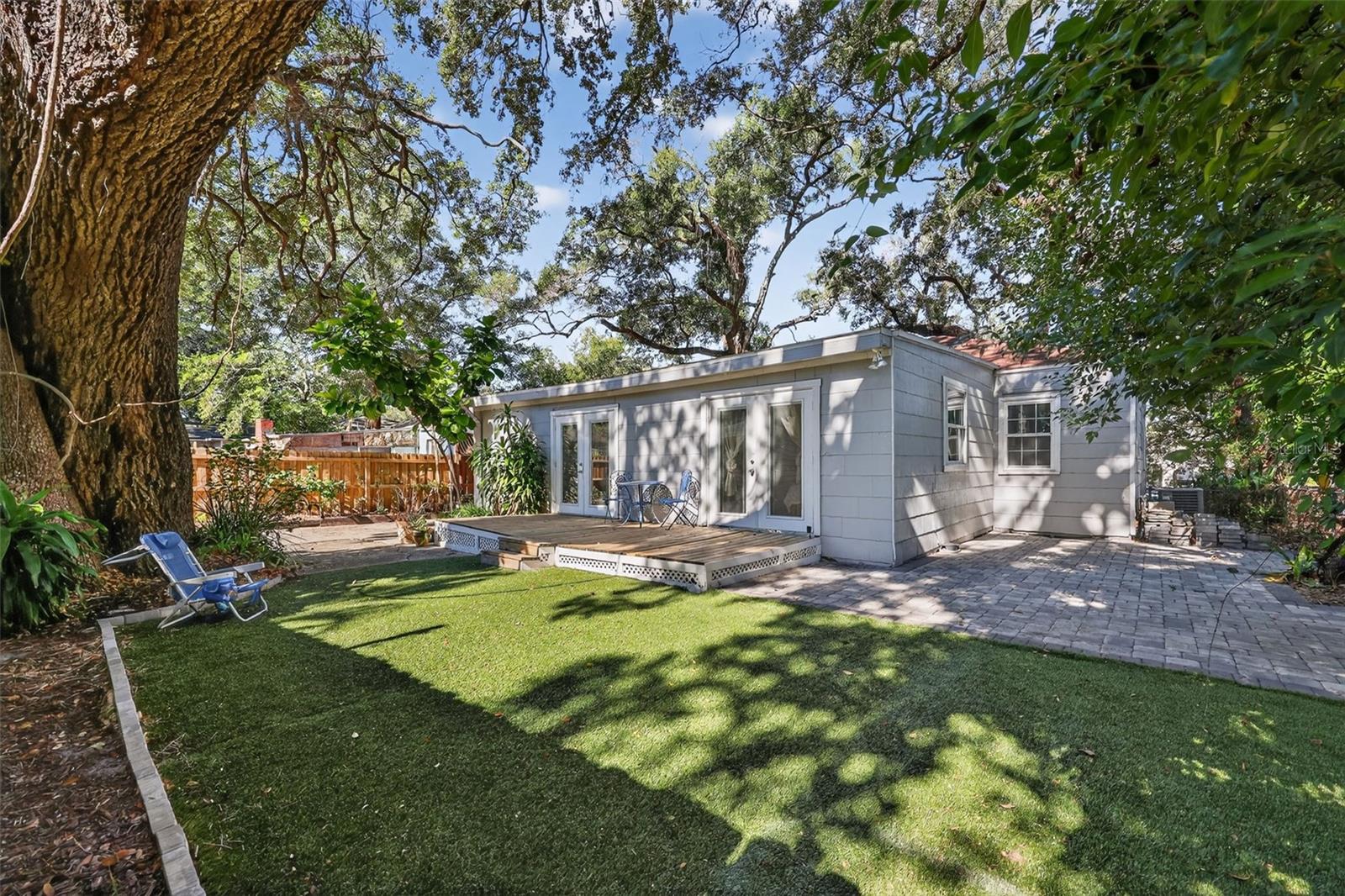 Image 29 of 33 For 1209 Crenshaw Street