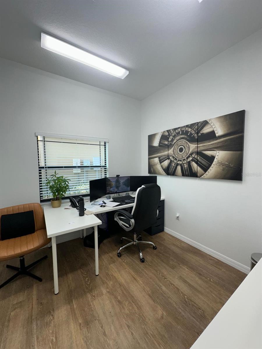 Image 21 of 28 For 4373 Hunters Park Lane B