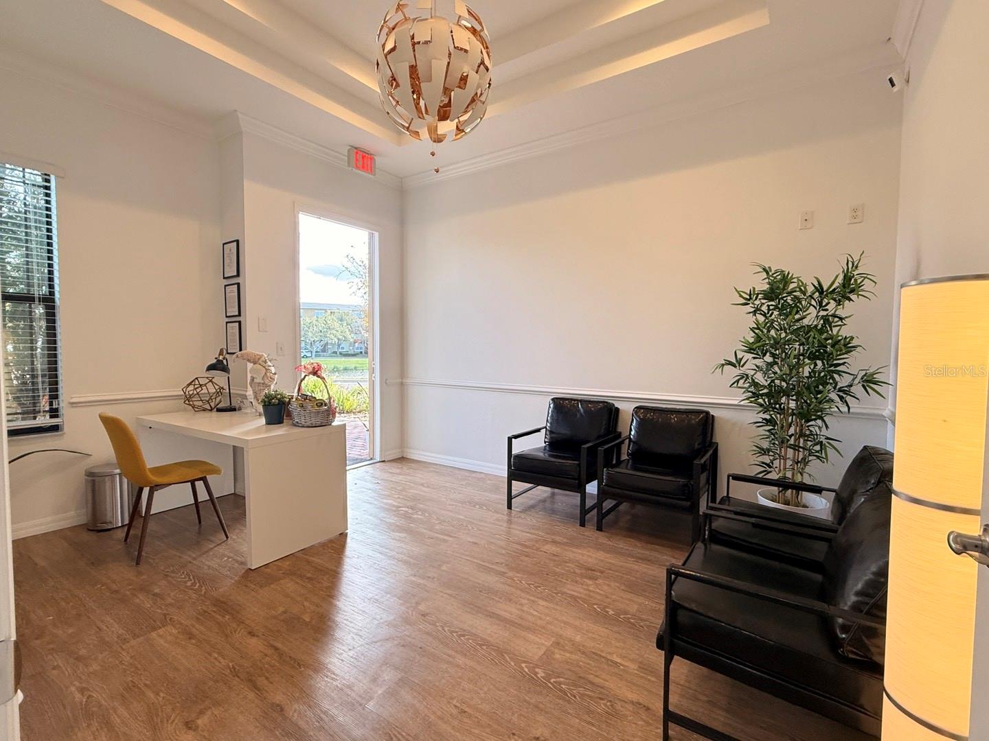 Image 6 of 28 For 4373 Hunters Park Lane B