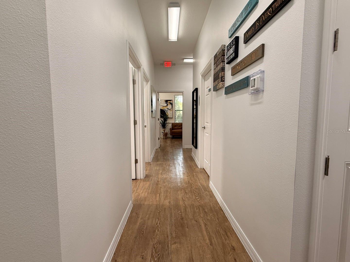 Image 9 of 28 For 4373 Hunters Park Lane B