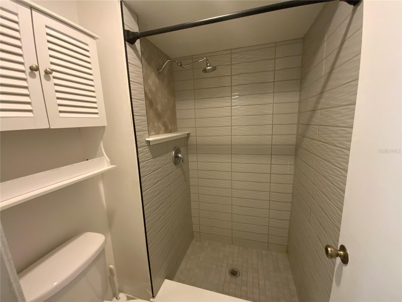 Image 10 of 41 For 6132 Sandcrest Circle