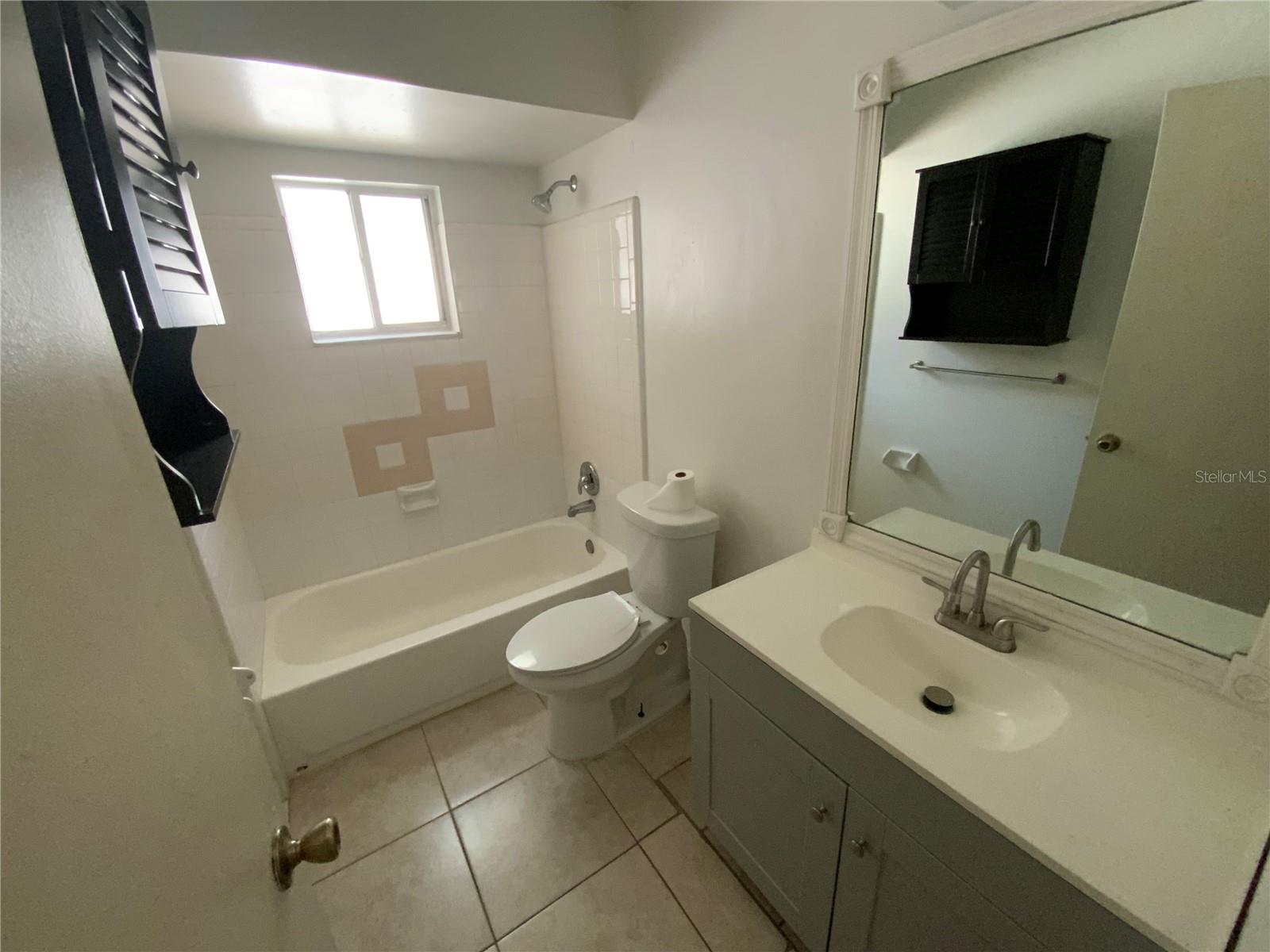 Image 14 of 41 For 6132 Sandcrest Circle