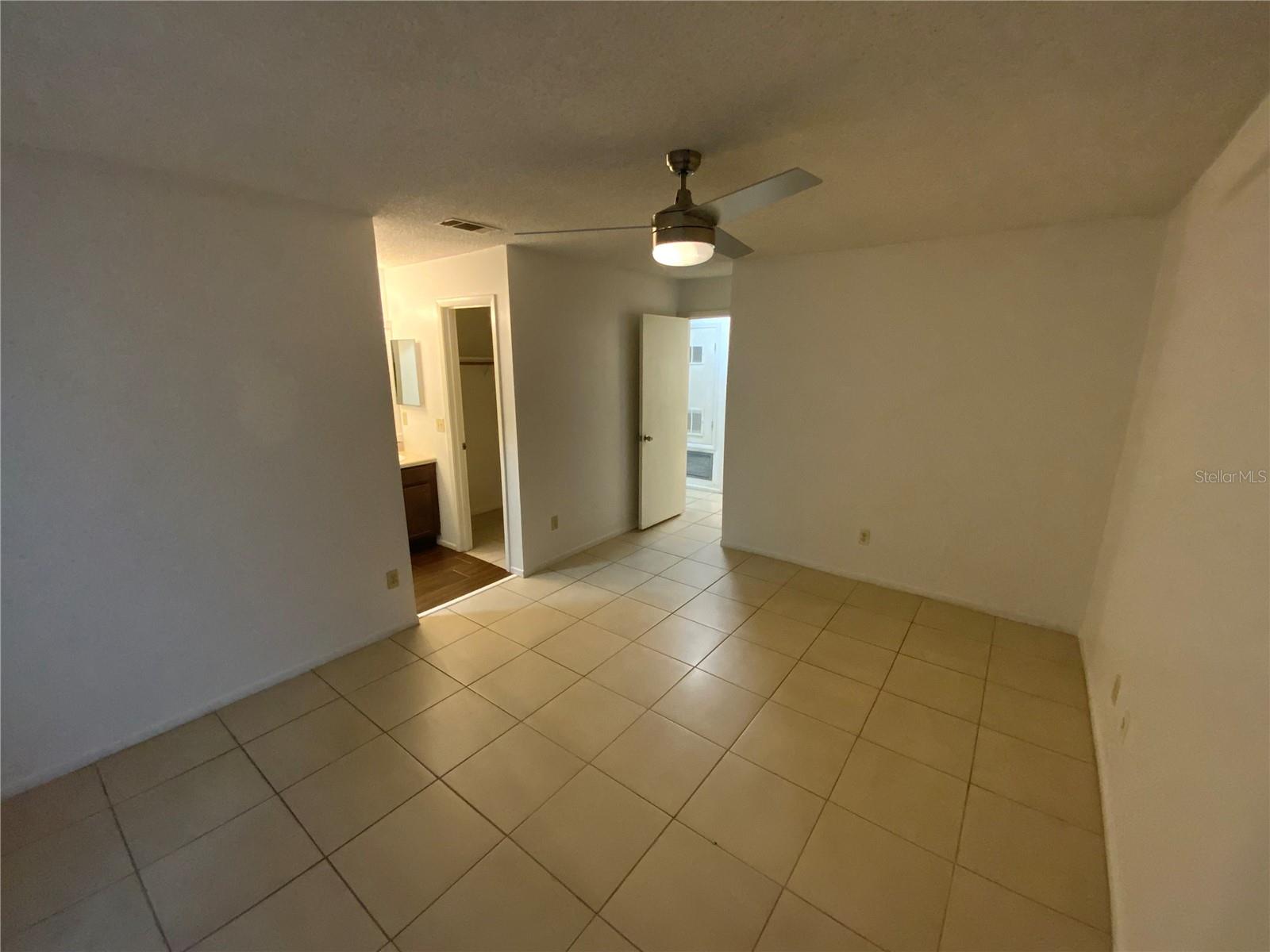 Image 24 of 41 For 6132 Sandcrest Circle