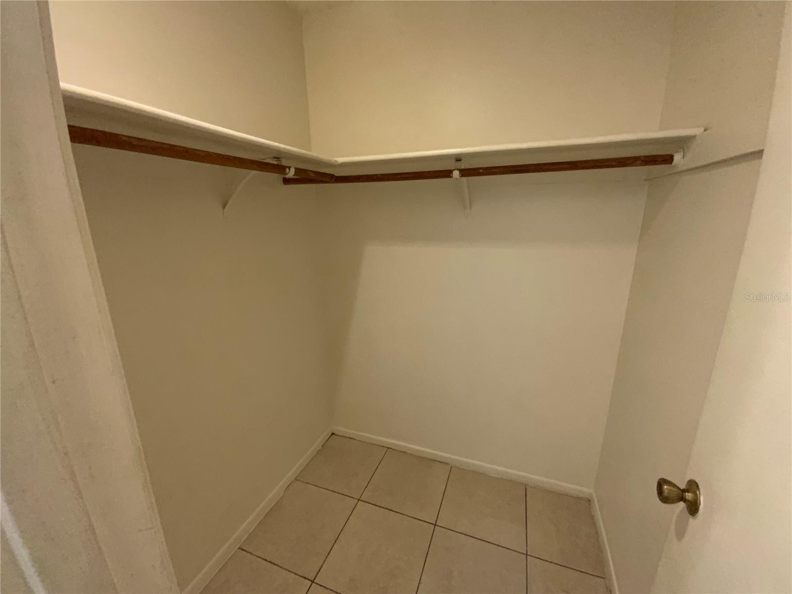 Image 26 of 41 For 6132 Sandcrest Circle