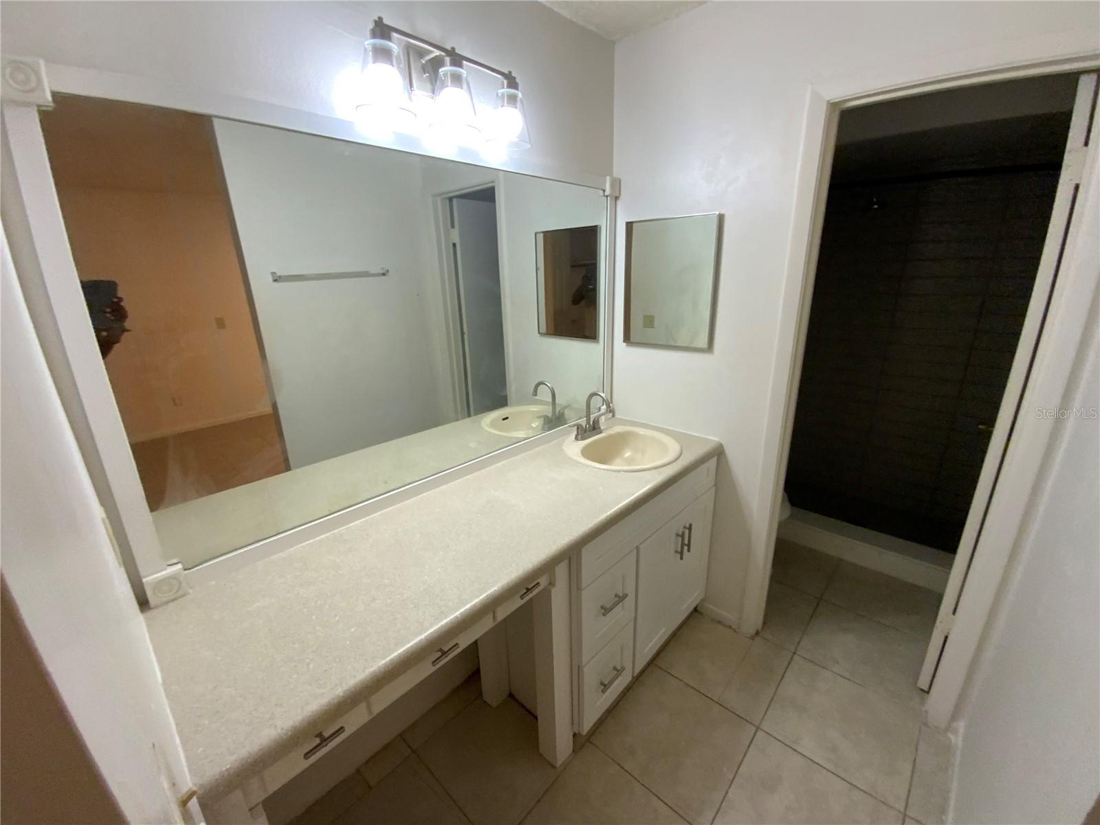 Image 9 of 41 For 6132 Sandcrest Circle