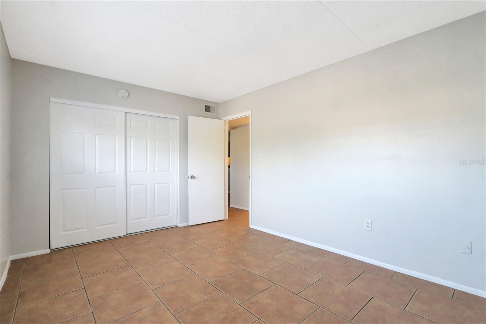 Image 12 of 18 For 1902 Honour Road 11