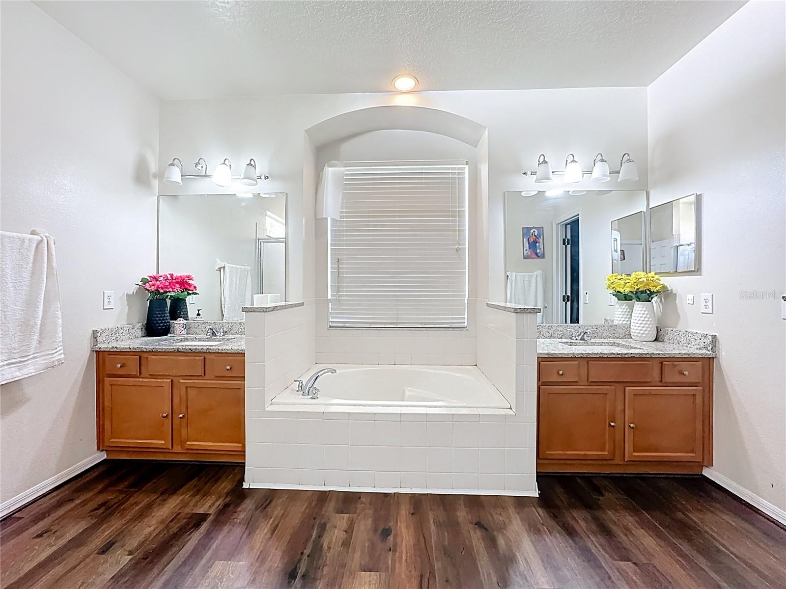 Image 36 of 72 For 3104 Conrad Court