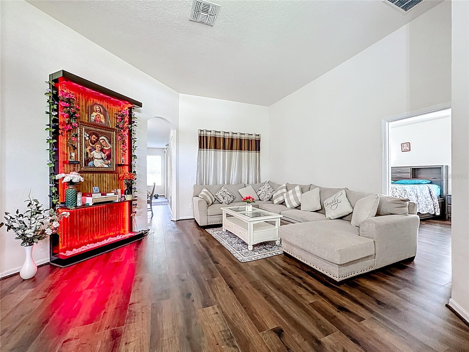 Image 9 of 72 For 3104 Conrad Court