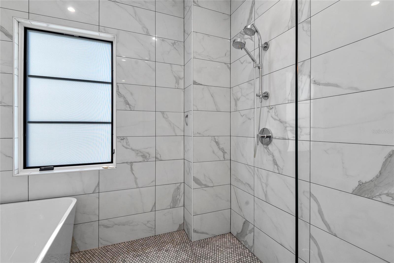 Image 23 of 45 For 503 Canton Avenue