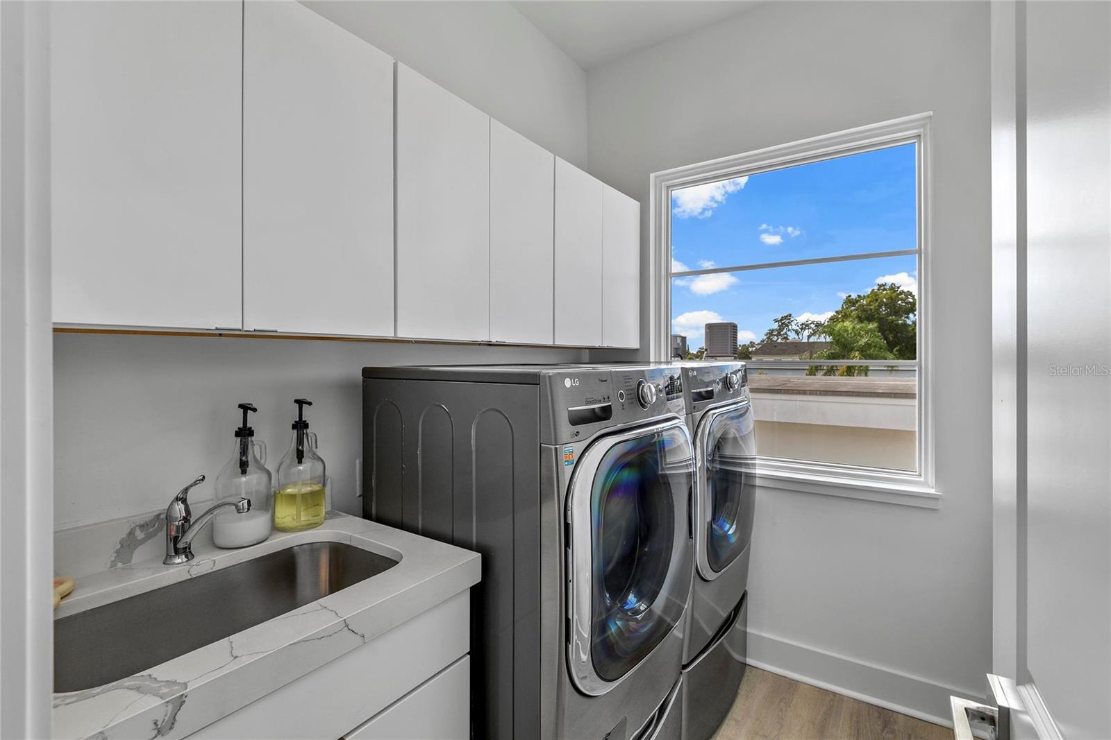 Image 31 of 45 For 503 Canton Avenue