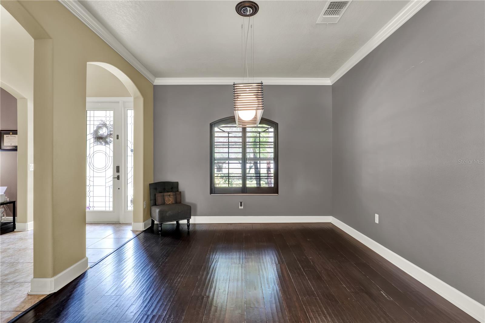 Image 17 of 53 For 955 Holly Springs Terrace