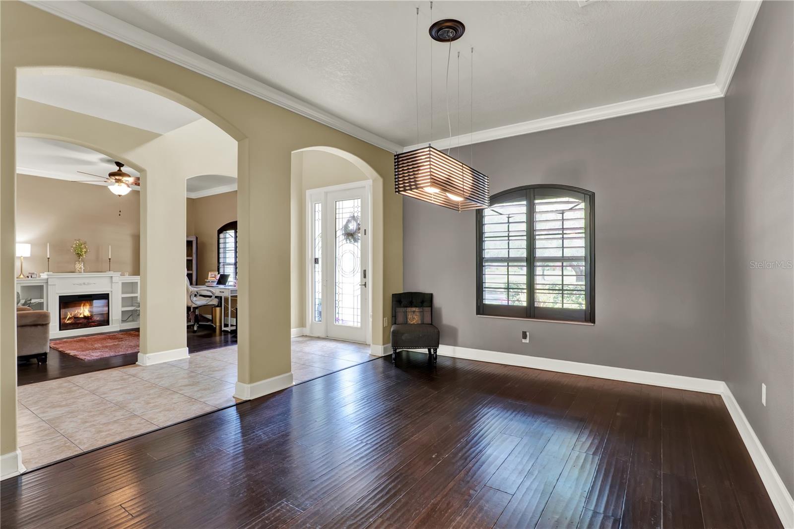 Image 18 of 53 For 955 Holly Springs Terrace