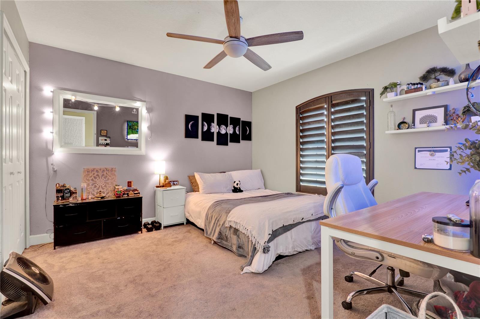 Image 37 of 53 For 955 Holly Springs Terrace