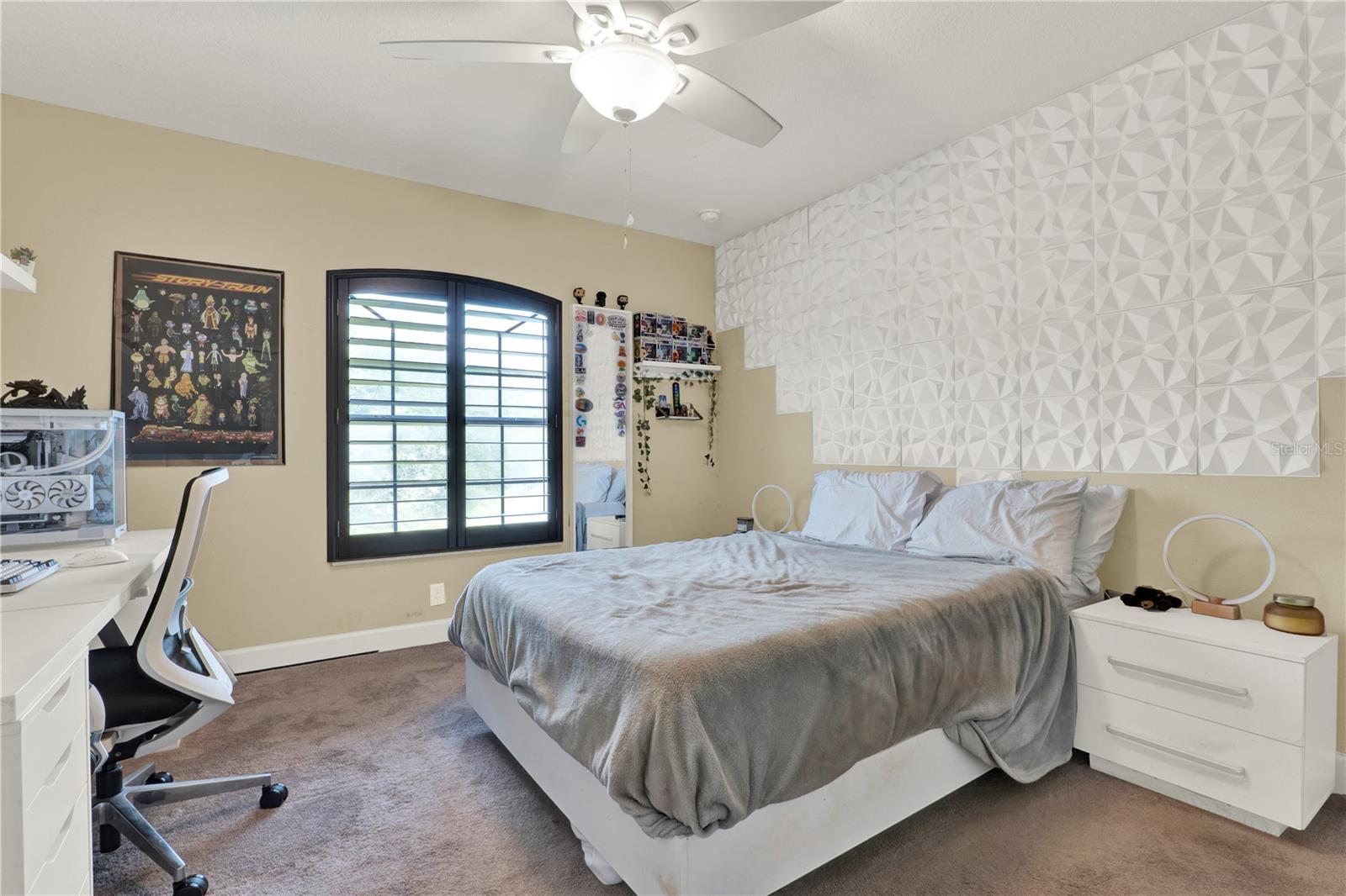 Image 38 of 53 For 955 Holly Springs Terrace