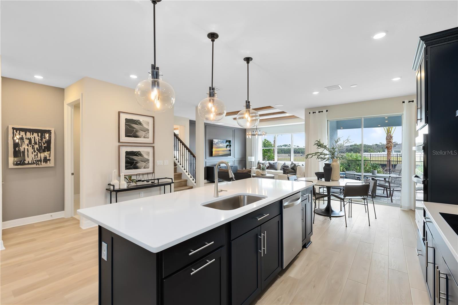 Image 7 of 30 For 5612 Flame Vine Way