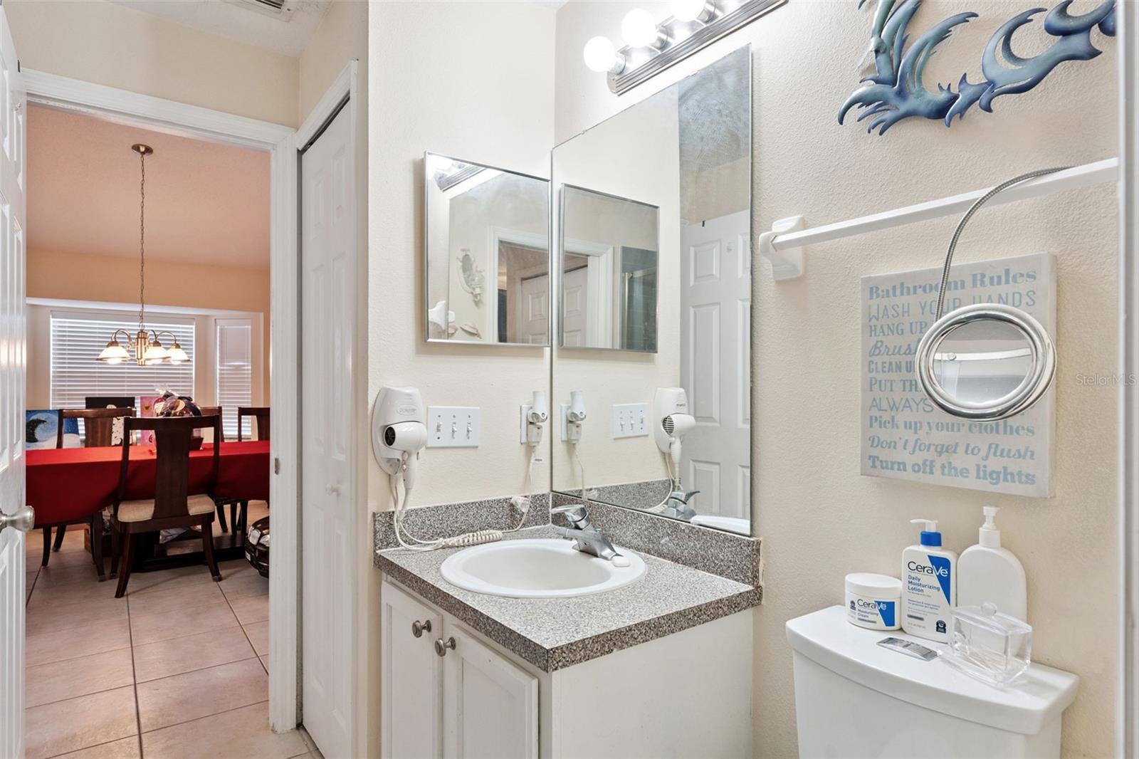 Image 17 of 52 For 1019 Lake Berkley Drive