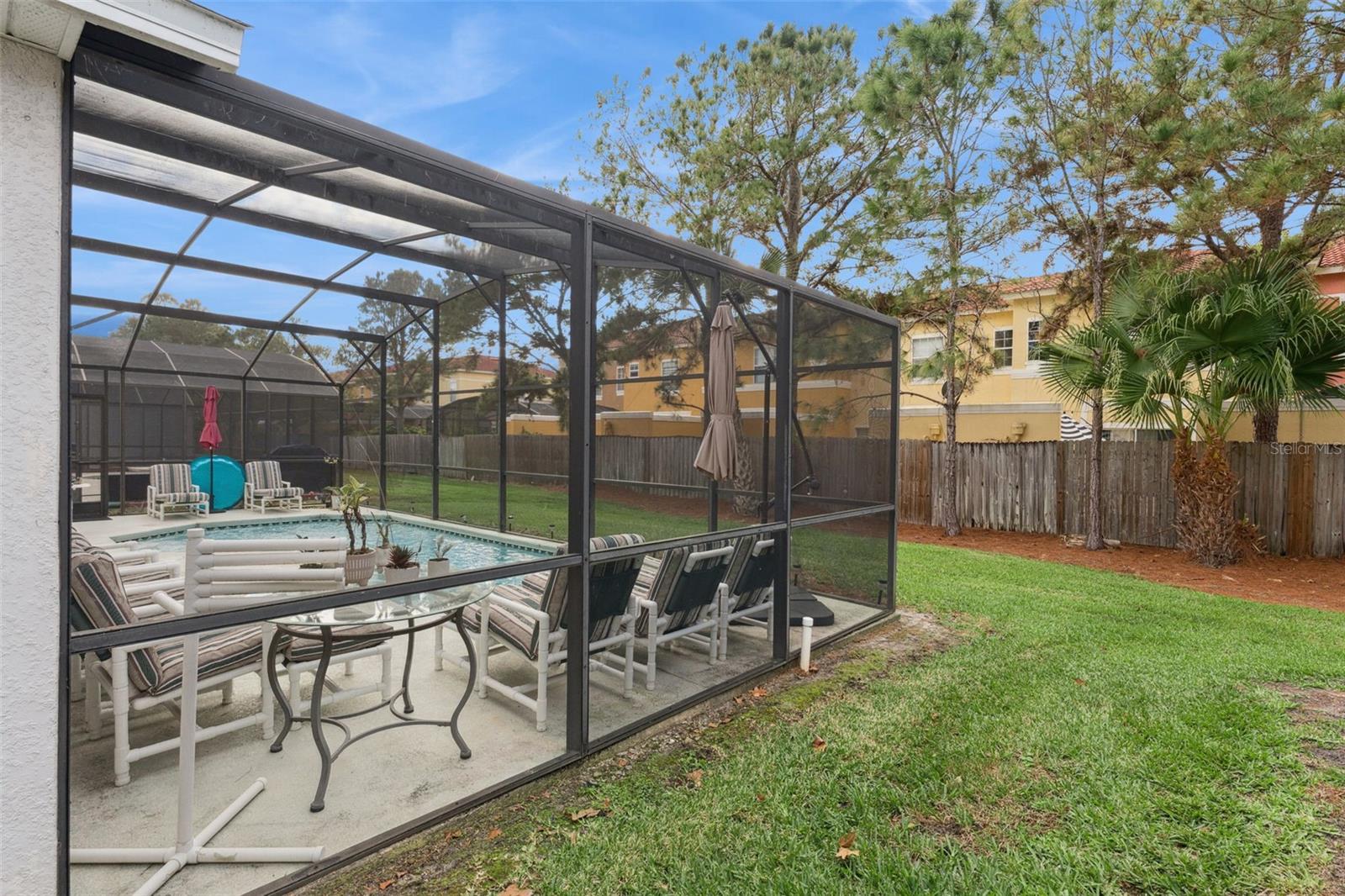 Image 24 of 52 For 1019 Lake Berkley Drive