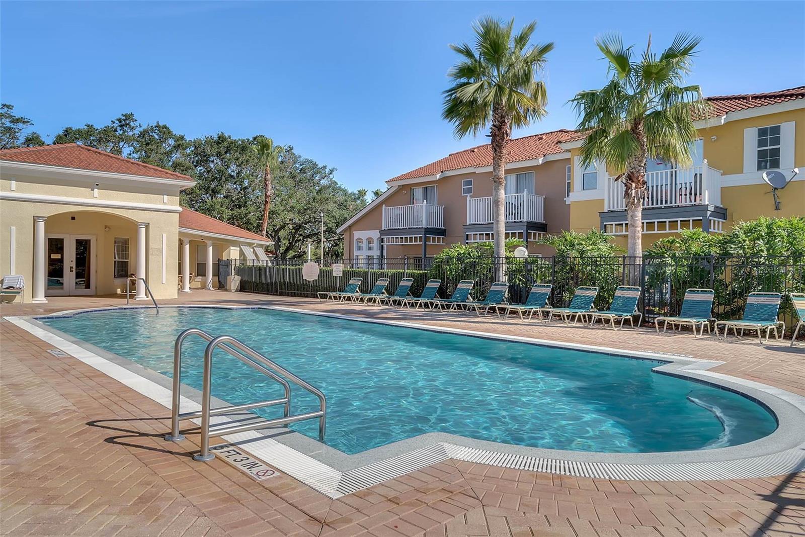 Image 32 of 52 For 1019 Lake Berkley Drive