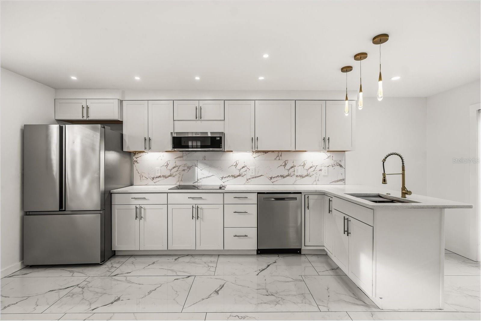 Image 10 of 33 For 520 7th Street