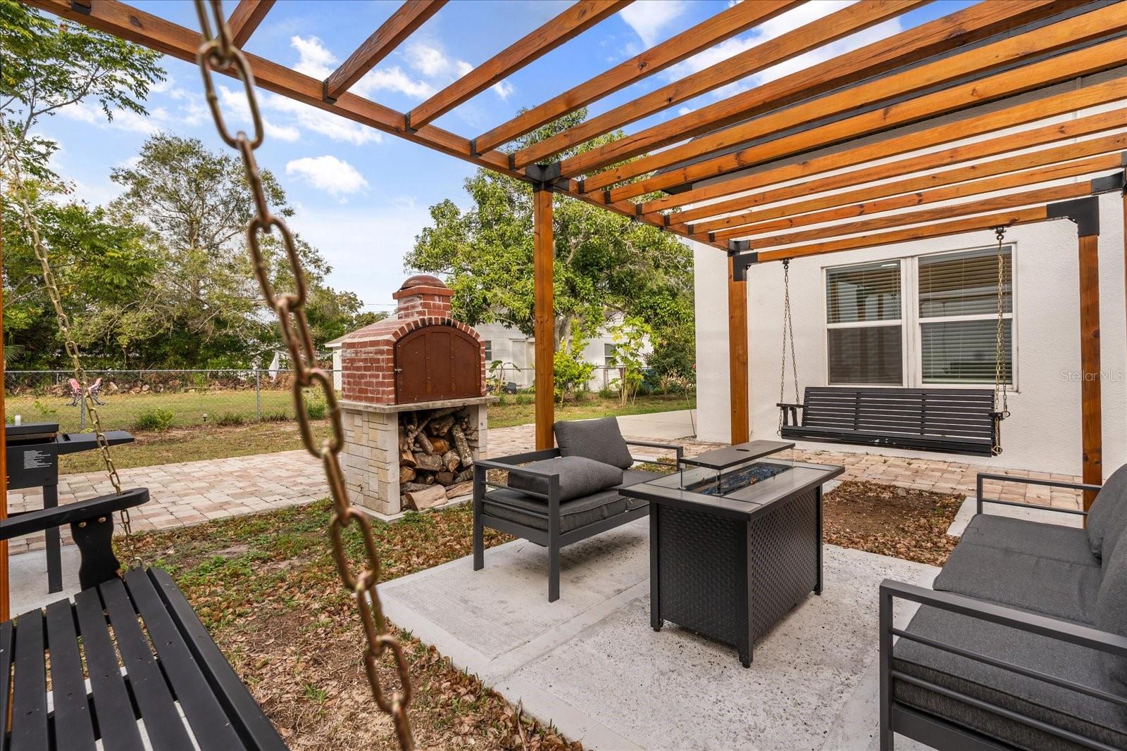 Image 30 of 33 For 520 7th Street