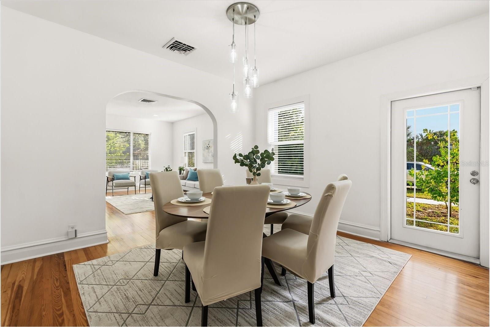 Image 5 of 33 For 520 7th Street