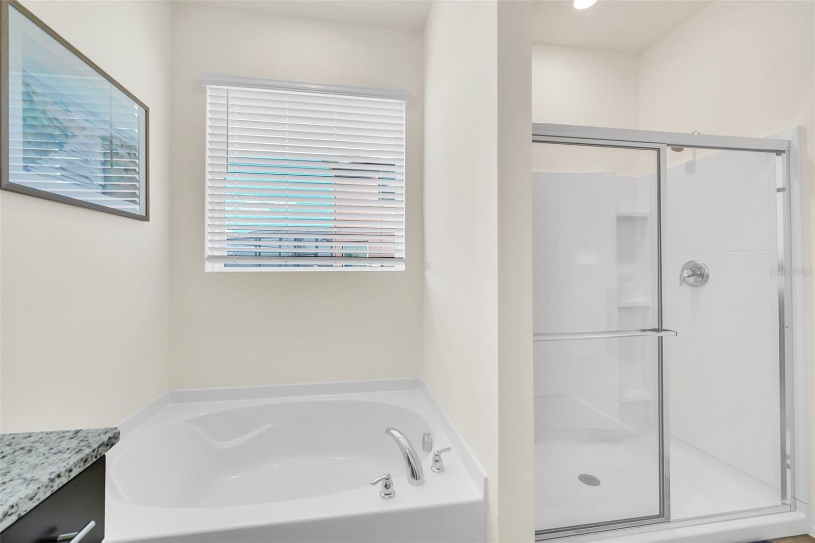 Image 27 of 65 For 7712 Oakmoss Loop