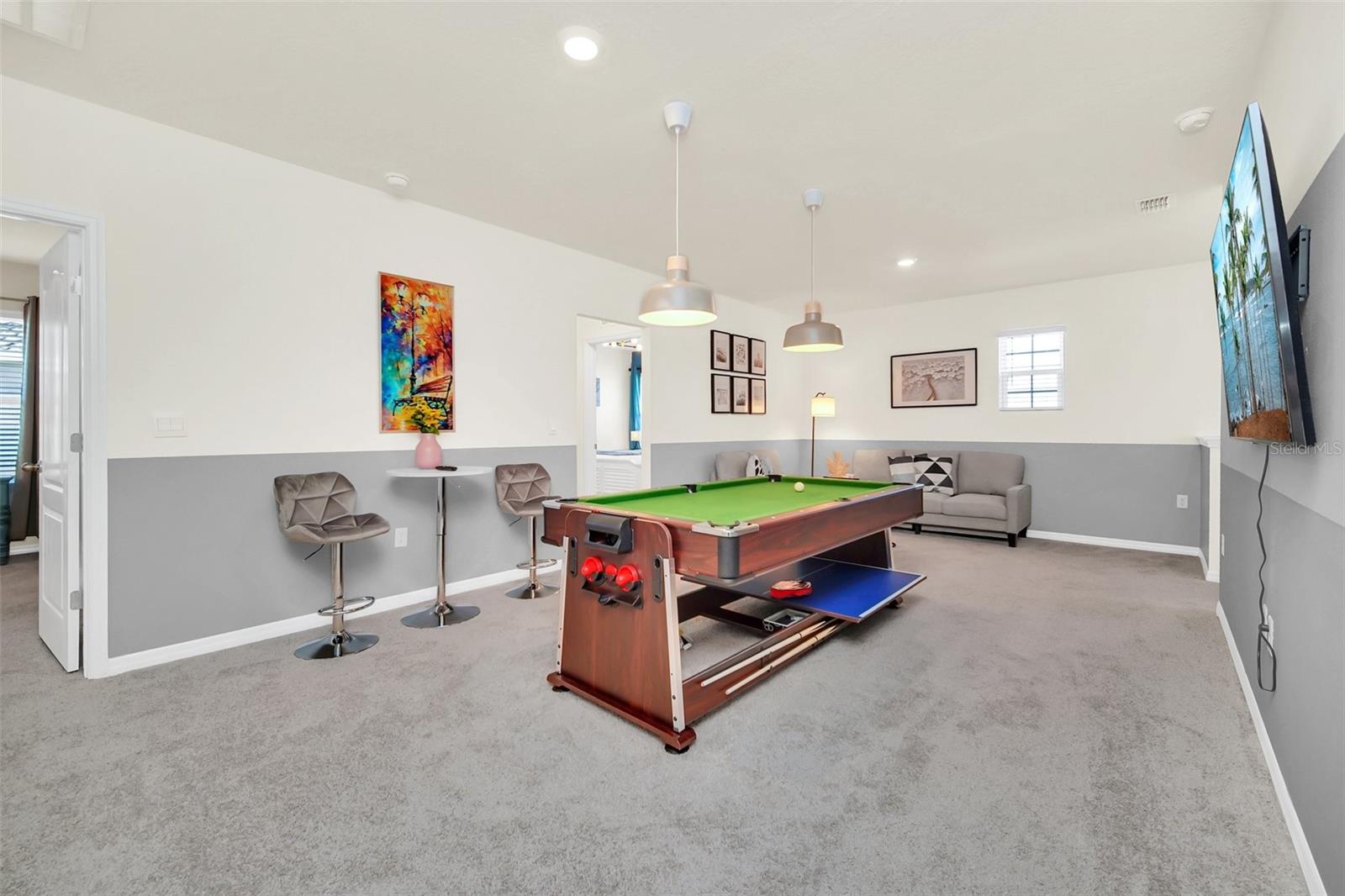 Image 33 of 65 For 7712 Oakmoss Loop