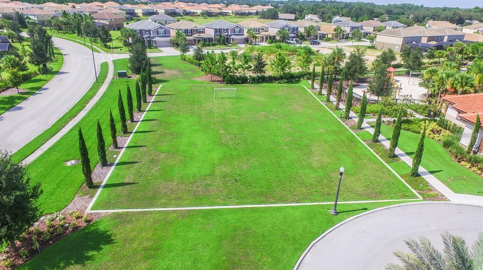 Image 61 of 65 For 7712 Oakmoss Loop