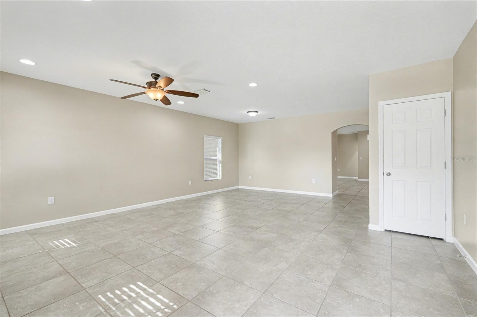 Image 10 of 15 For 3910 Harvest Circle