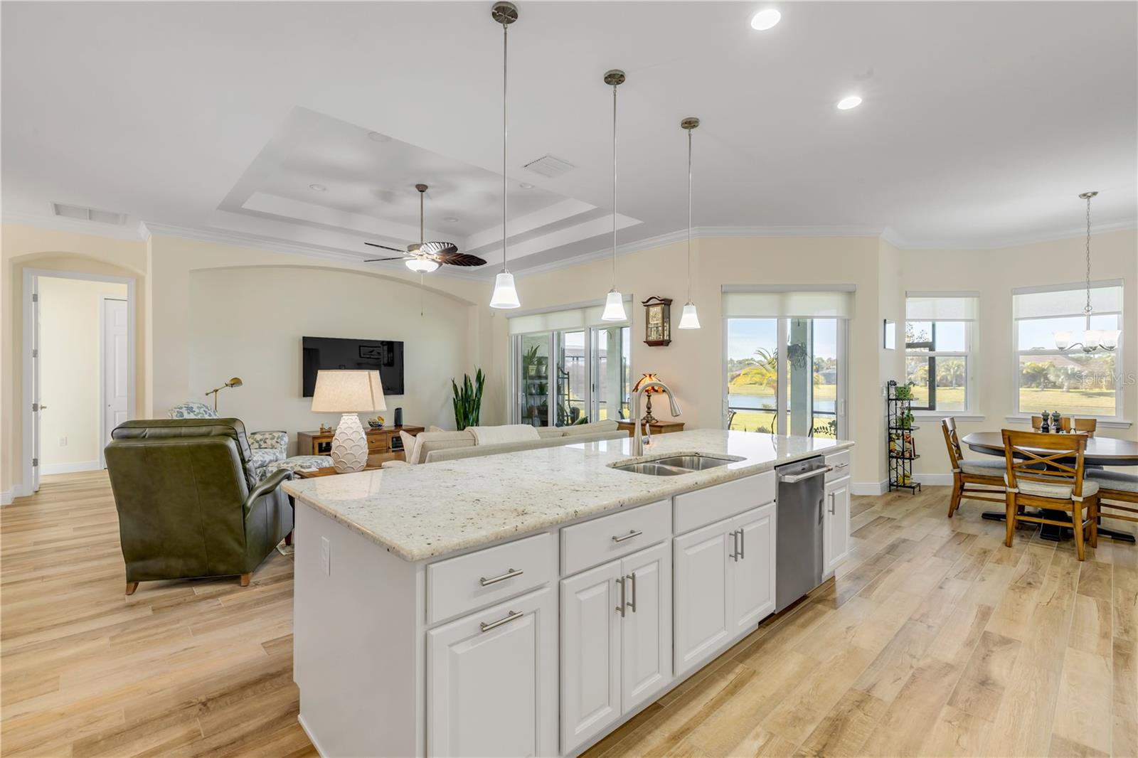 Image 13 of 37 For 1324 Tullamore Boulevard