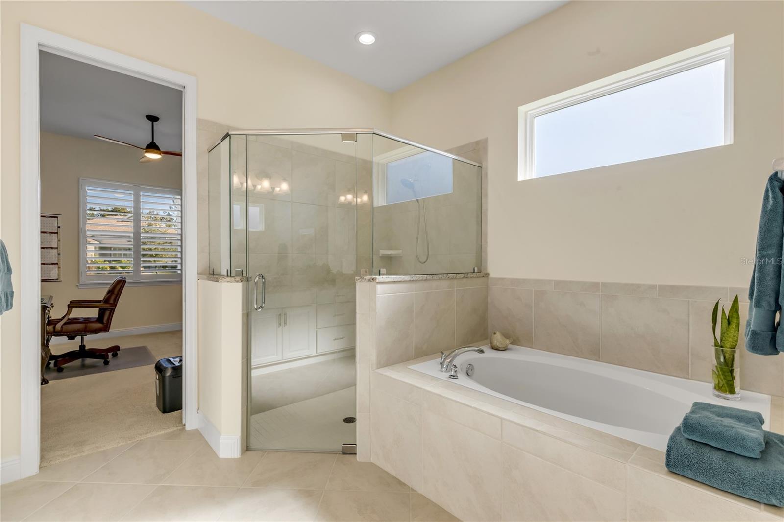 Image 20 of 37 For 1324 Tullamore Boulevard