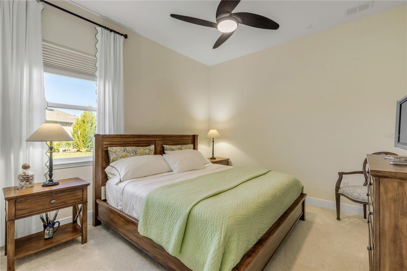 Image 23 of 37 For 1324 Tullamore Boulevard