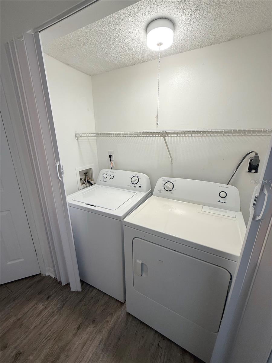 Image 10 of 13 For 202 Riverbend Drive 201