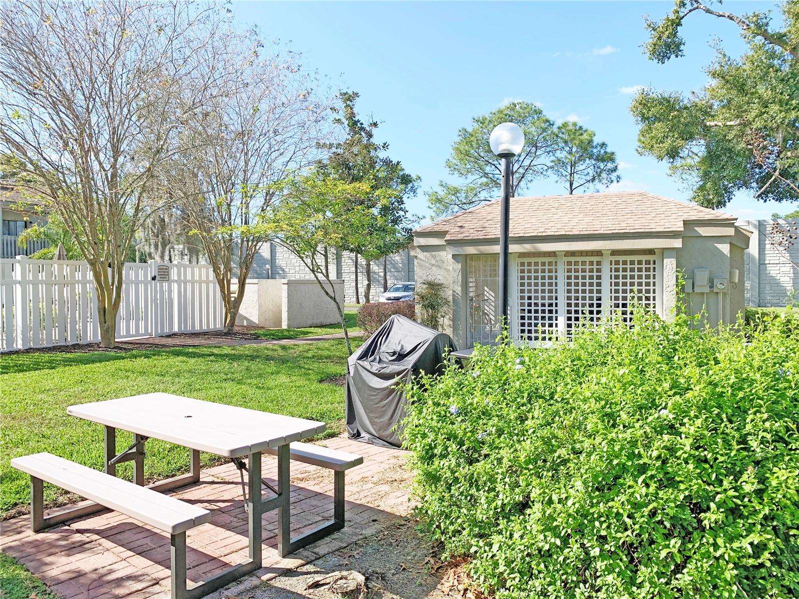 Image 15 of 21 For 125 Springwood Circle D