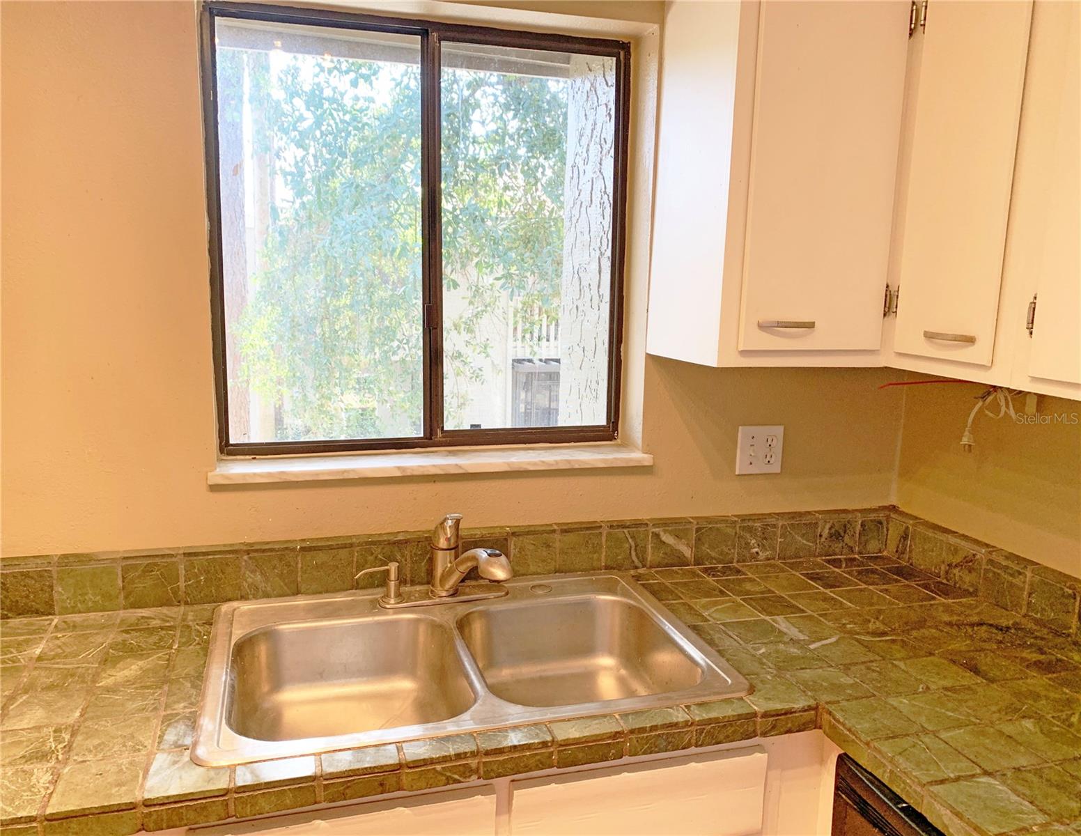 Image 4 of 21 For 125 Springwood Circle D