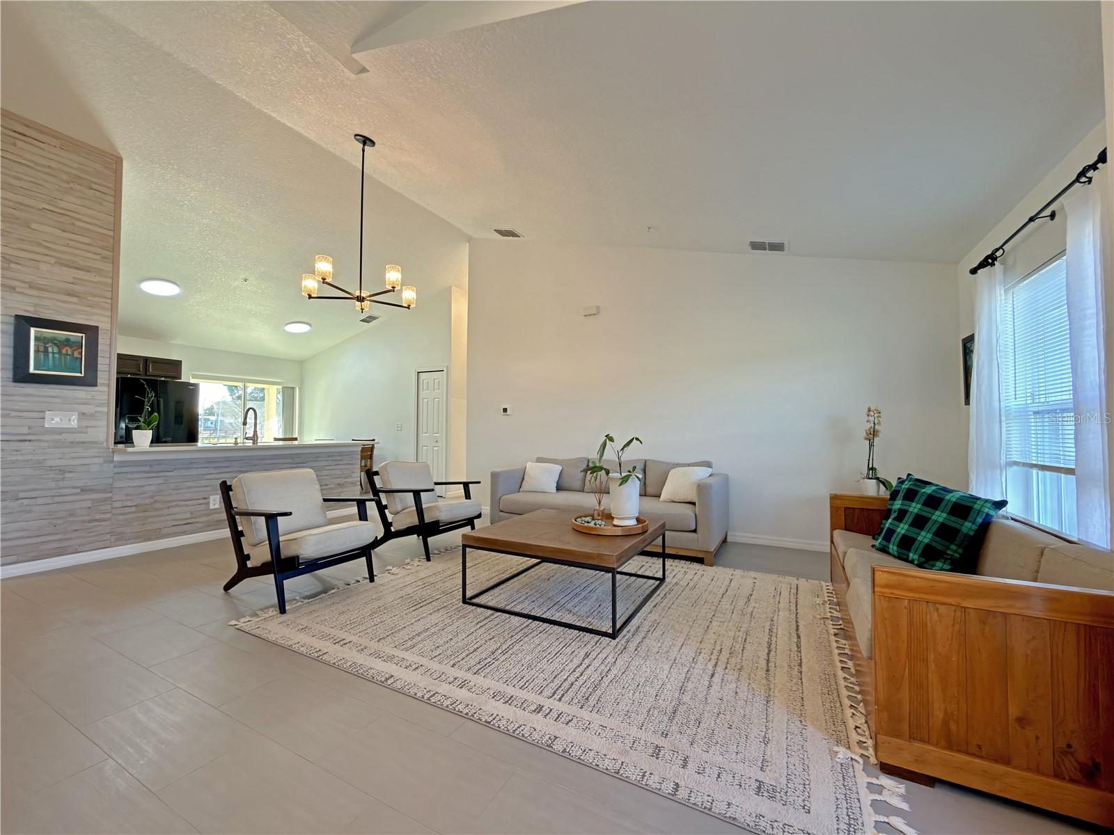 Image 6 of 31 For 13642 Citrus Farms Drive