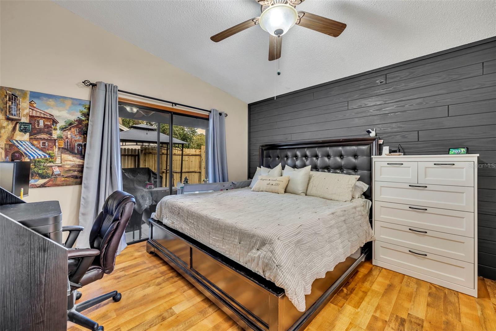 Image 11 of 24 For 1831 Summit Chase Avenue