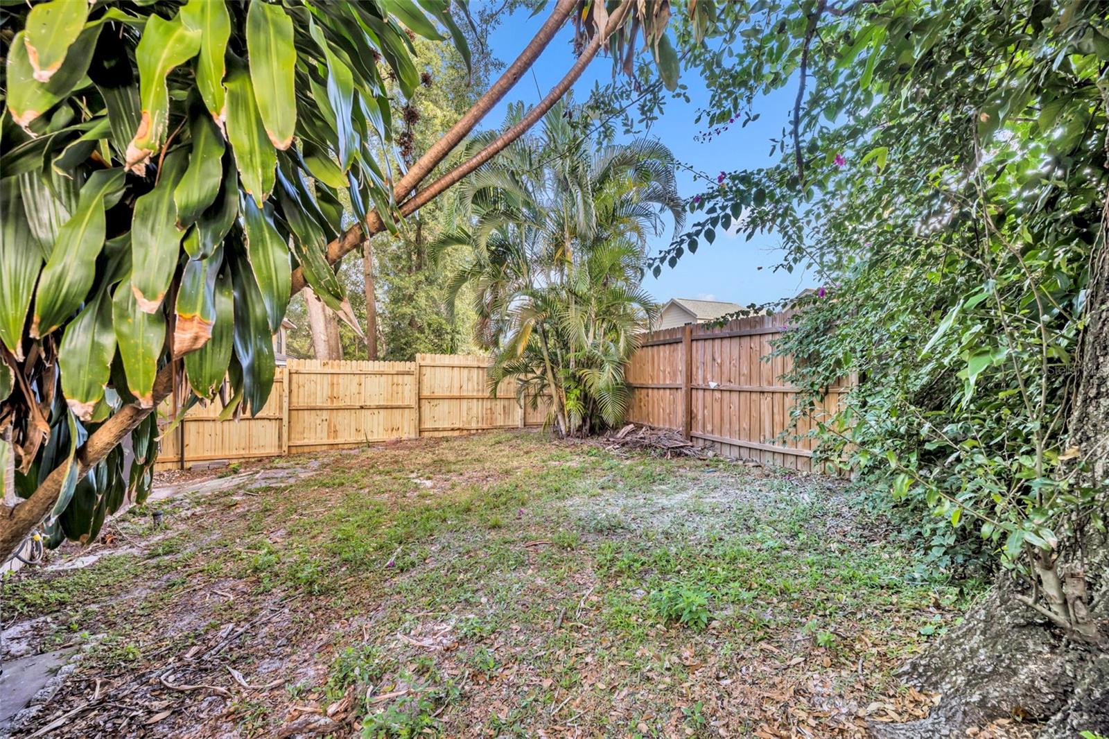 Image 19 of 24 For 1831 Summit Chase Avenue